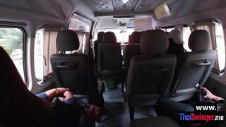 Petite Ταϊλάνδης babe fucked στο σφιχτό μουνί