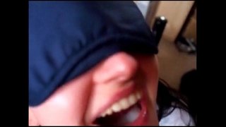 Jauna Žmona Cum Nuryti Sudarymas