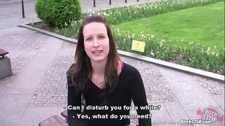 Kuce STOP - Evelyn Lopez jāšanās sabiedriskās tualetes