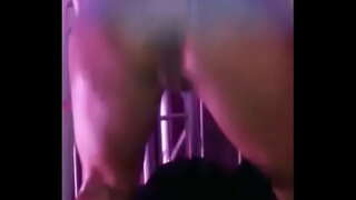 Сэксі заганная танцы на выпускны фанк без трусікаў