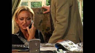 GL-Delphine-Is-The-Boss-lulu