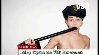 مايلي سايروس Nua