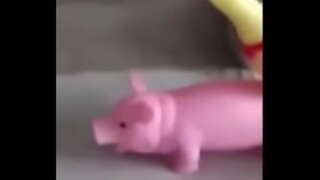 De Peppa Pig CECIDIT IN RETE ! Whatsapp Video 2015 Ridiculam