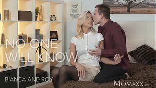 Loira office chefe está feliz que ela traiu o marido com o office j.