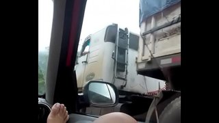 Na silnici, ukazuje grelao