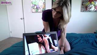 Mommy yn Gadael i mi, ewinedd budr ei twll ac yna yn llyncu fy Braster Llwyth yna Eisiau Mwy - Cory Chase