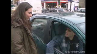 ���ूलो bitch gets fucked by दुई मान्छे लिएका छन् रोक