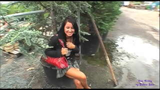 Pirmsskolas slampa ļauj sev būt izdrāzta ar prieku